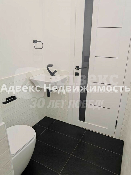 Квартира 3-комн., 103 м²