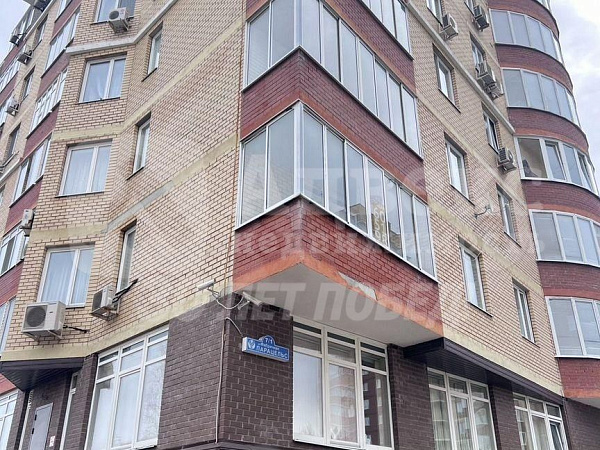 Квартира 2-комн., 92.7 м²