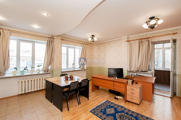 4-к квартира, 180 кв.м.