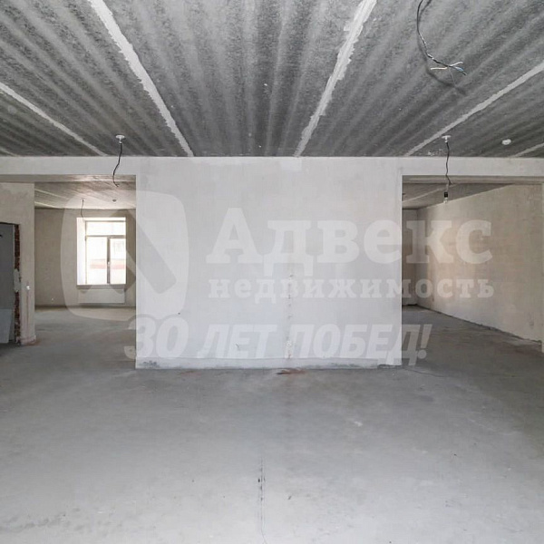 Квартира 3-комн., 140.2 м²