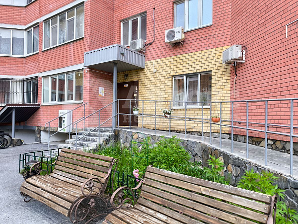 Квартира 2-комн., 80 м²