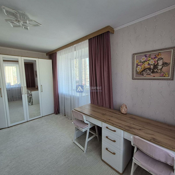 4-к квартира, 162 кв.м.