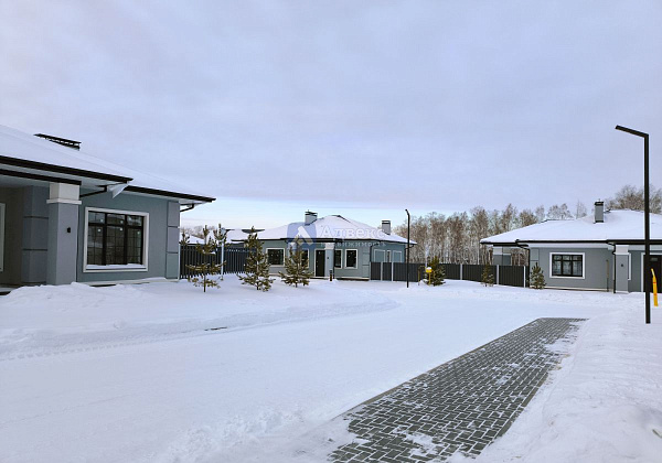 Коттедж 200 м²