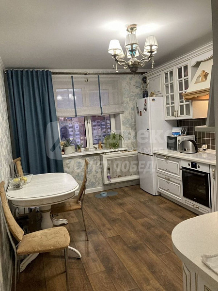 Квартира 2-комн., 64.4 м²