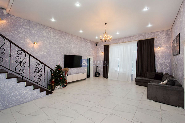 Дача/Коттедж, 241.7 кв.м.