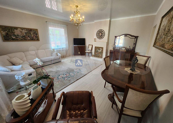 Квартира 5-комн., 330 м² Квартира 5-комн., 330 м²