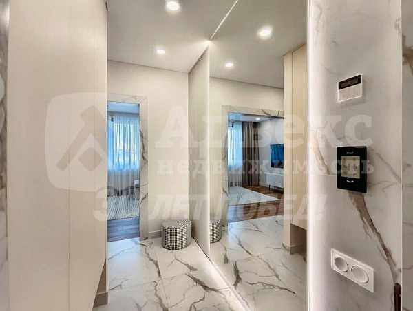 Квартира 3-комн., 70 м²