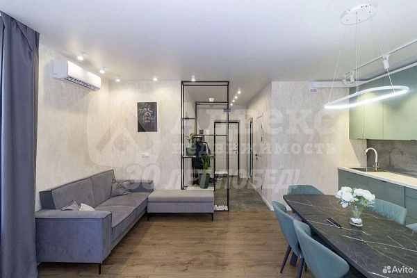 Квартира 2-комн., 67 м²