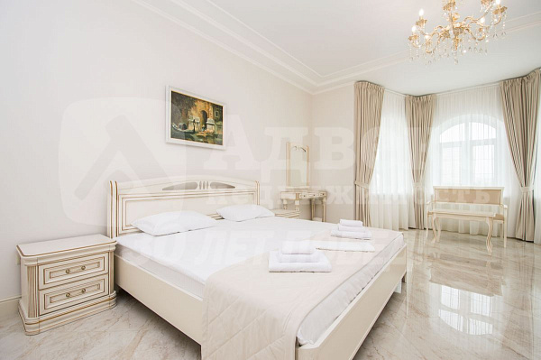 Коттедж 410 м²