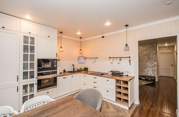 Квартира 3-комн., 80 м² Квартира 3-комн., 80 м²