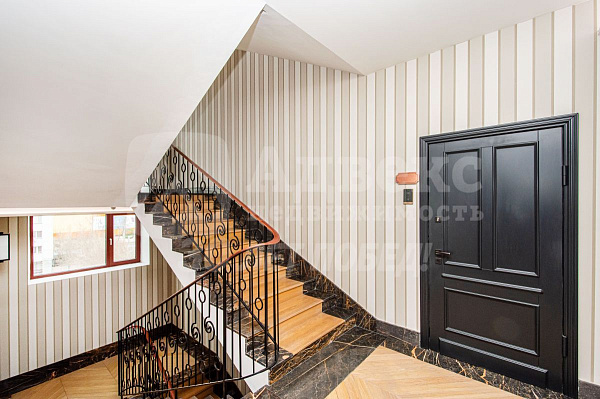 Квартира 3-комн., 110.6 м²
