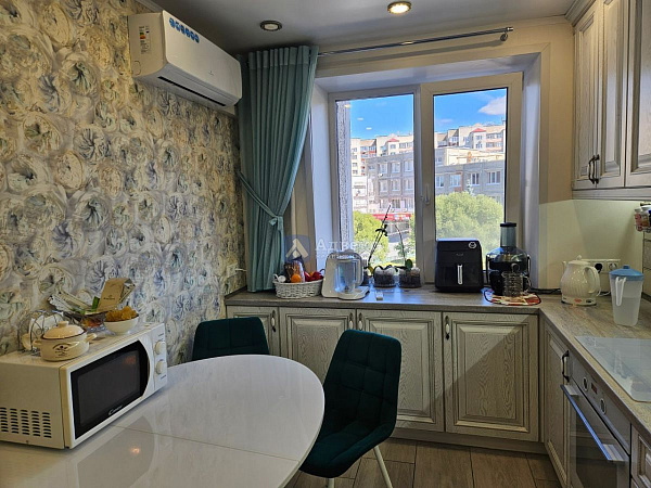Квартира 3-комн., 66.5 м²