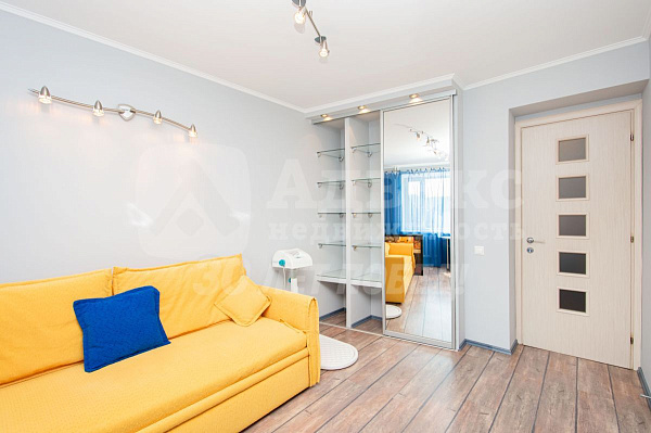 2-к квартира, 73 кв.м.
