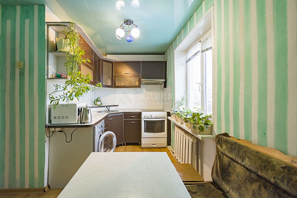 4-к квартира, 90 кв.м. 4-к квартира, 90 кв.м.