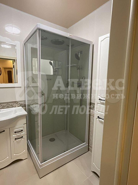 Квартира 2-комн., 76 м²