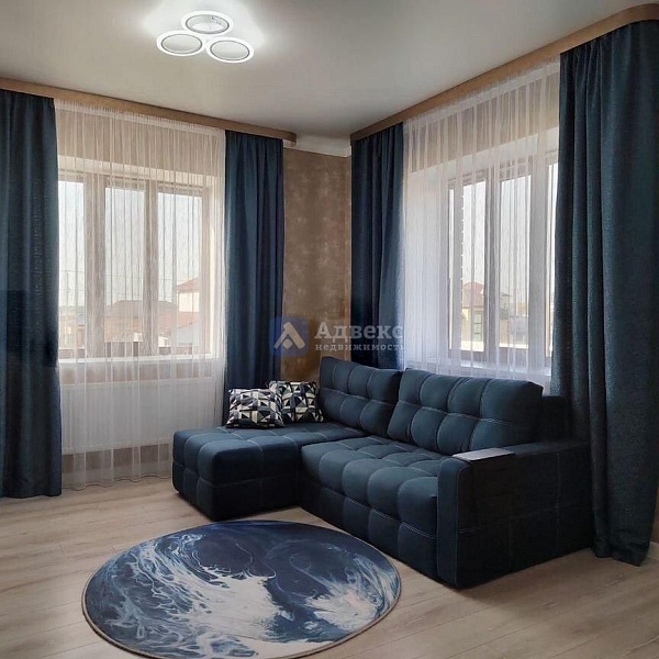 Коттедж 301.2 м²