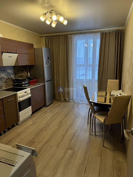 Квартира 1-комн., 37 м²
