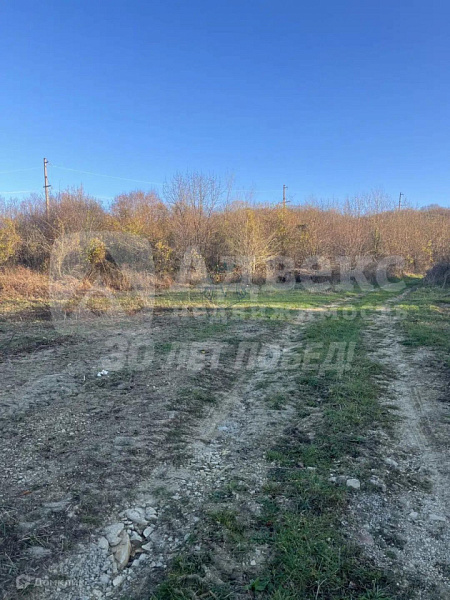 Участок 7.4 сот. 