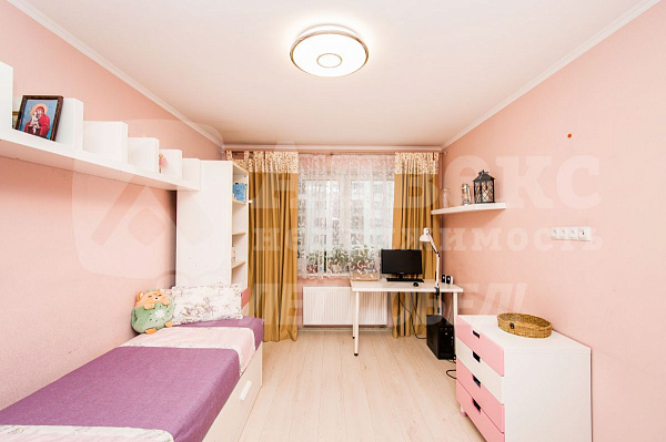 Квартира 3-комн., 75 м²