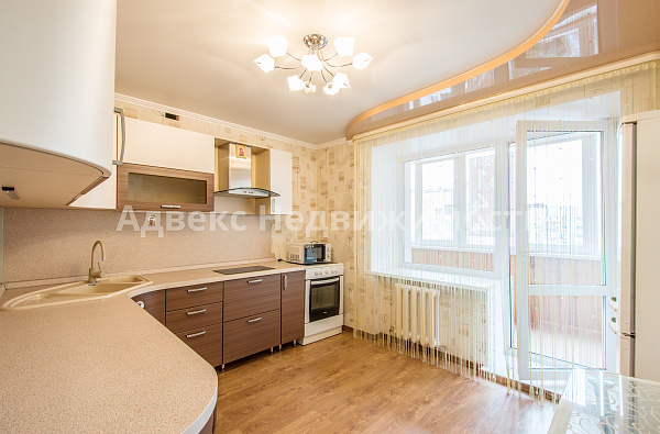 Квартира 3-комн., 89 м²