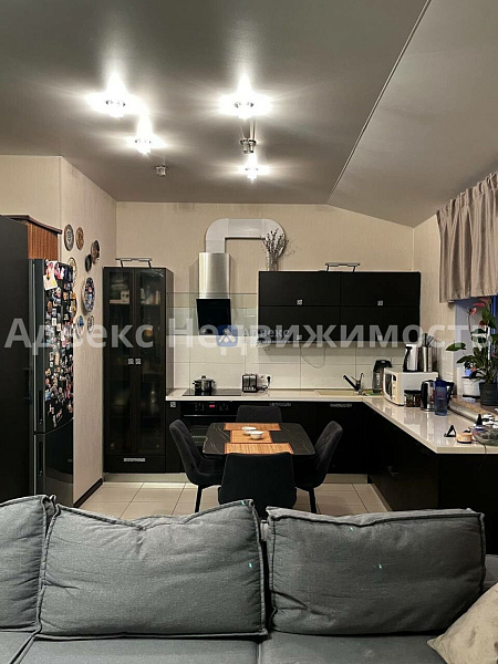 3-к квартира, 96 кв.м. 3-к квартира, 96 кв.м.
