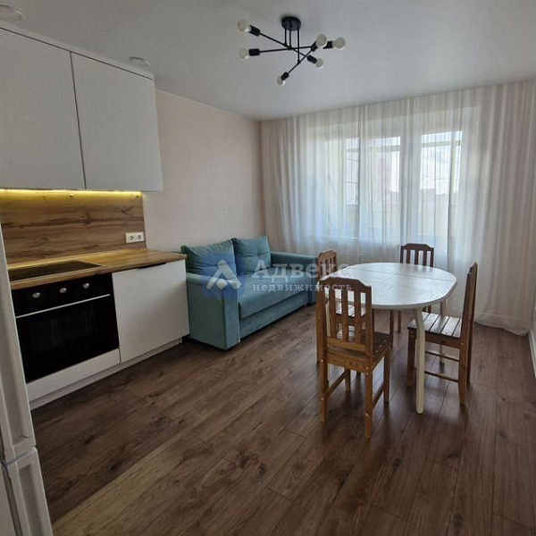 3-к квартира, 90 кв.м.