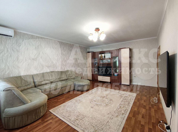 Квартира 3-комн., 111.6 м²