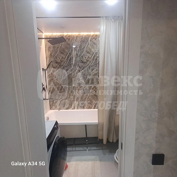 Квартира 3-комн., 63.8 м²