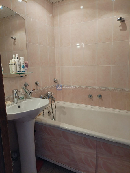 Квартира 4-комн., 105.7 м²