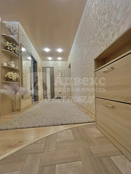 Квартира 2-комн., 58 м²