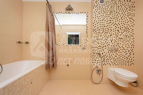 Квартира 2-комн., 80 м²