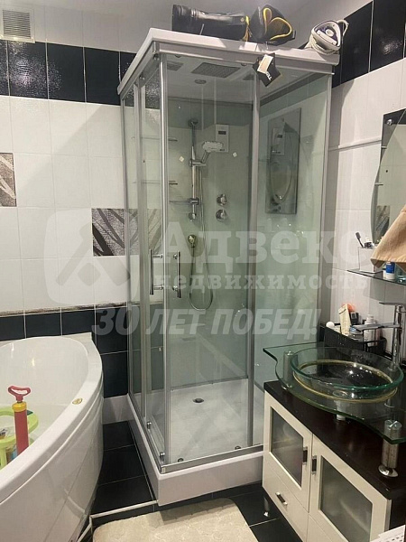 Квартира 3-комн., 101.2 м²
