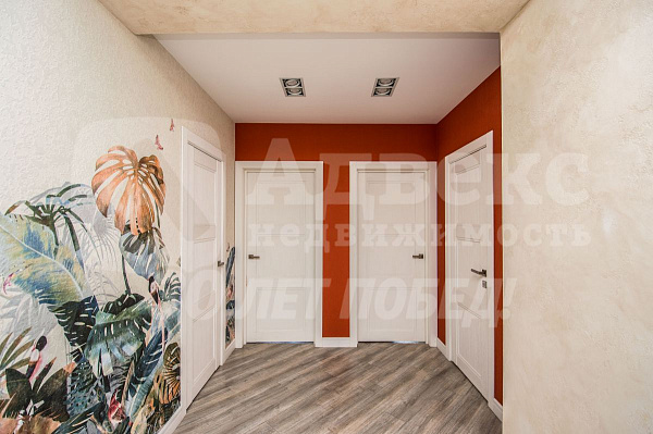 Квартира 3-комн., 117 м²