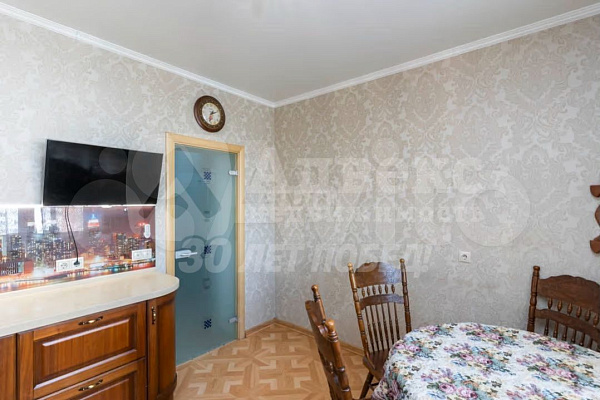 2-к квартира, 80 кв.м.