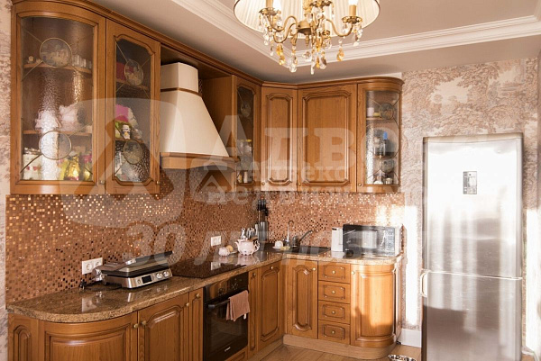 Квартира 3-комн., 105.4 м²