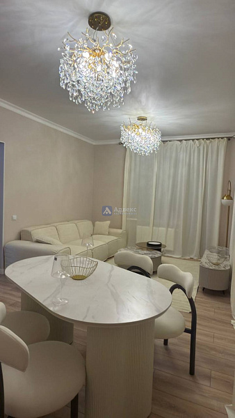 2-к квартира, 61 кв.м.