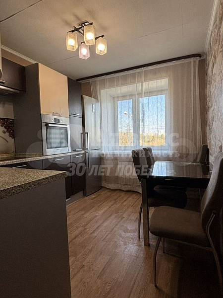Квартира 3-комн., 70.5 м²
