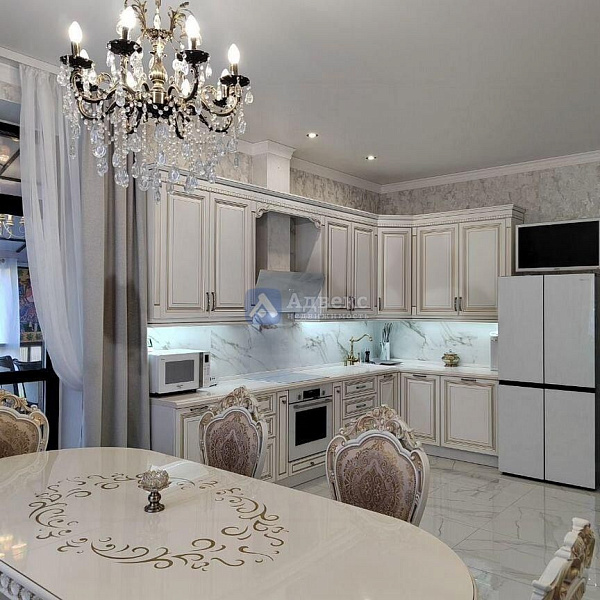 Коттедж 301.2 м²