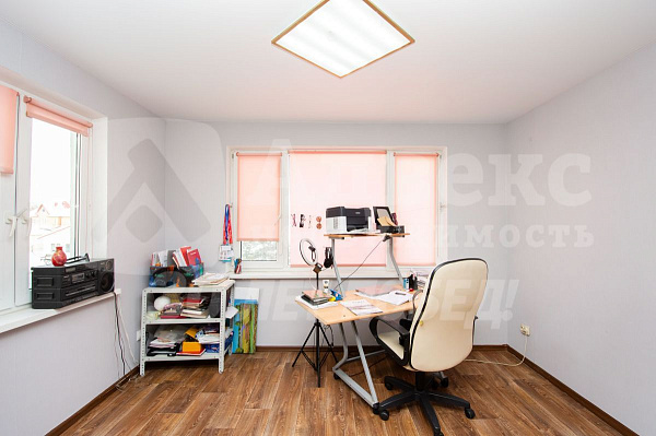 Коттедж 230 м²