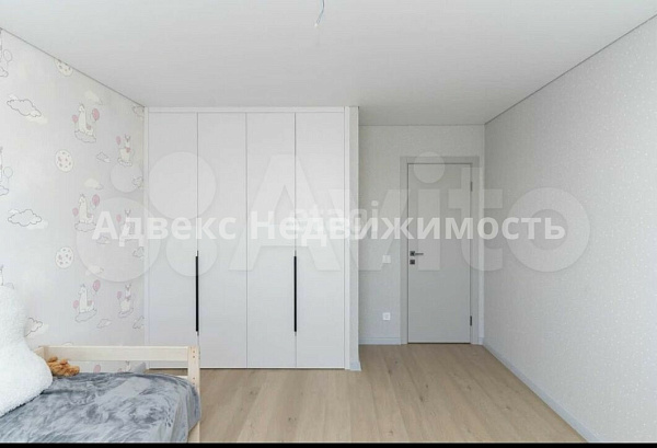 Квартира 3-комн., 87 м²