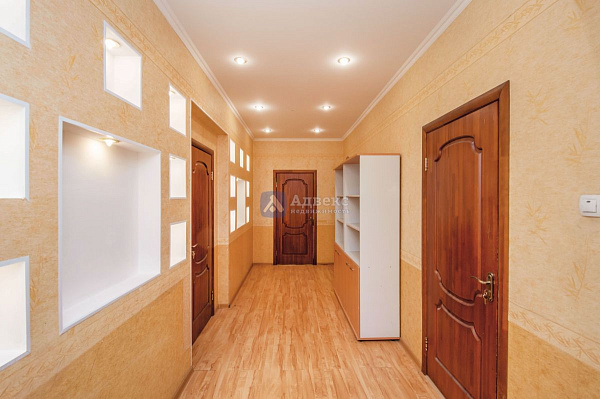 4-к квартира, 180 кв.м.