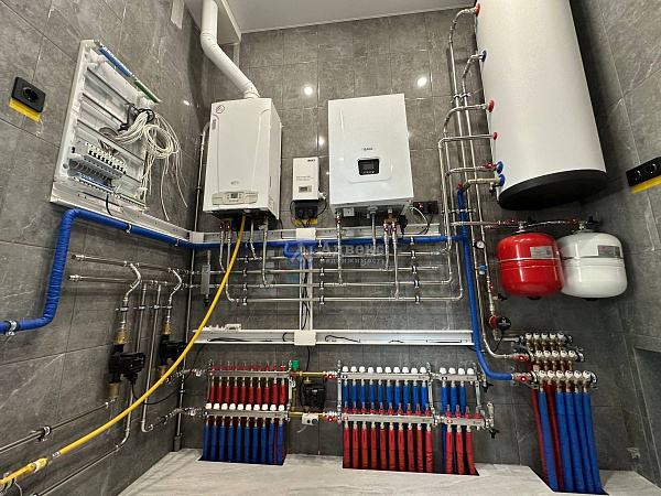 Коттедж 196 м²