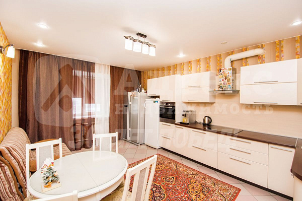 Квартира 1-комн., 66.8 м²