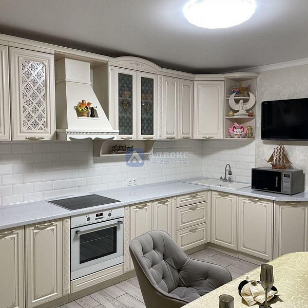Квартира 3-комн., 92 м²