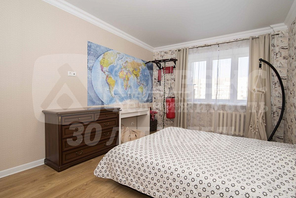 Квартира 3-комн., 105.4 м²