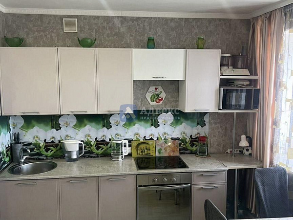 Квартира 1-комн., 46 м² Квартира 1-комн., 46 м²