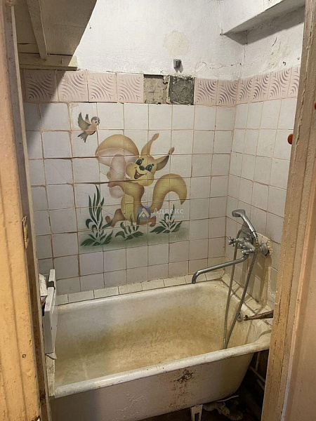 Квартира 3-комн., 56 м²