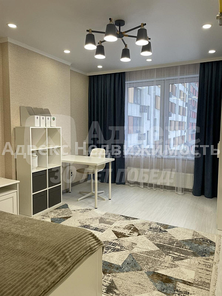 Квартира 3-комн., 105.4 м²