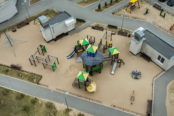 Квартира 2-комн., 76.3 м² Квартира 2-комн., 76.3 м²