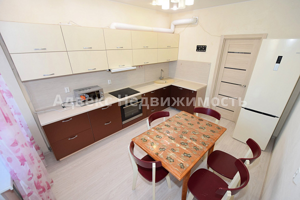 Квартира 3-комн., 83 м²